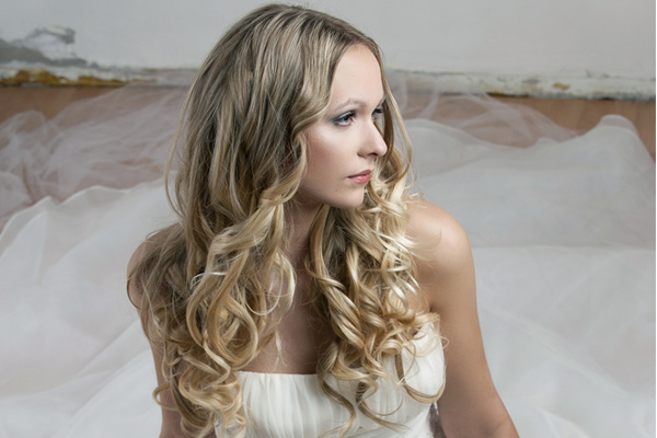 Bridal Hairstyles Beach Weddings Hair Down 1