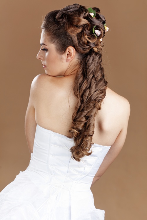 http://www.hairstylestars.com/wp-content/uploads/2012/04/ponytail-hairstyle-wedding.jpg
