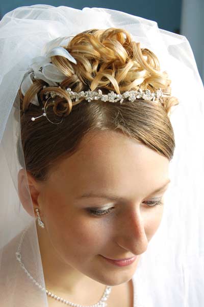wedding hairstyles out