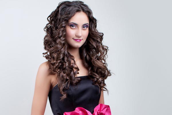 PROM CURLY HAIRSTYLES FOR LONG HAIR