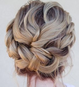 The Best Prom Hairstyles + Haircuts For Girls (2020 Styles)